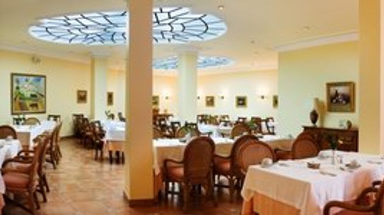 <b>Ria Park Garden Hotel Banquet</b> <b>Ria Park Garden Hotel Banquet</b>