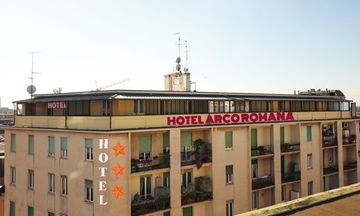 Hotel Arco Romana