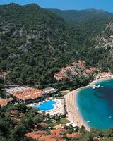 Hillside Beach Club
