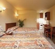 Hotel & Suites Les Laurentides St Sauveu Room