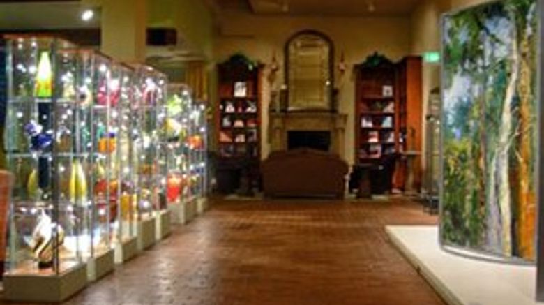<b>Inn at Port Hadlock Lobby</b>