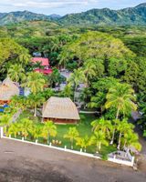 Bahia Del Sol Beachfront Hotel & Suites
