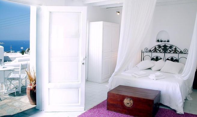Ostraco Suites Room