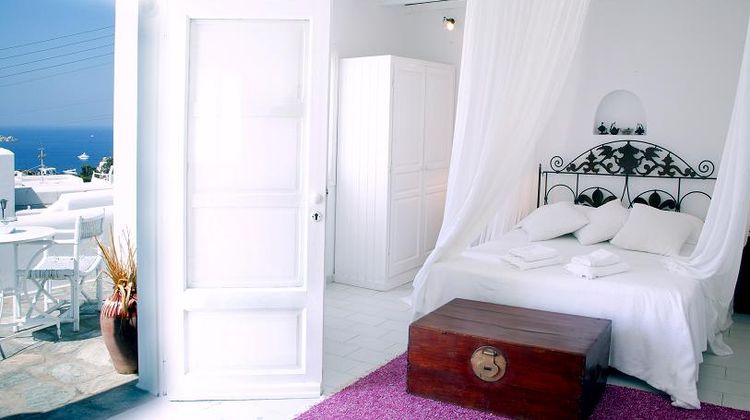 Ostraco Suites Room
