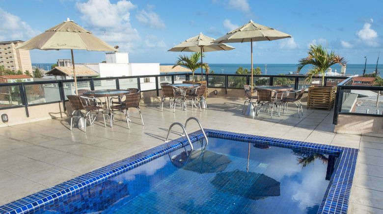 <b>Carmel Express Hotel Pool</b>