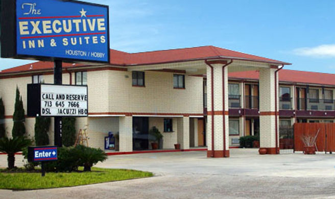Executive Inn & Suites Exterior