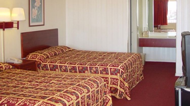 Executive Inn & Suites Room