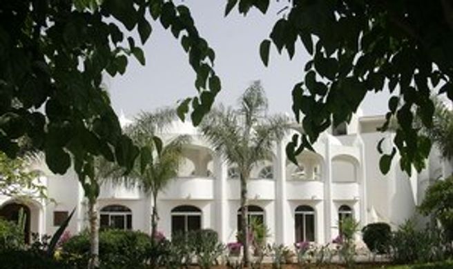 L'Amphitrite Palace Resort & Spa Exterior