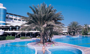 Constantinou Bros Athena Beach Hotel