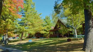 Grand Pines Resort & Motel on Round Lake