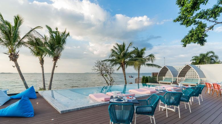 <b>Kram Pattaya Pool</b>