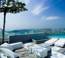 The Marmara Pera Pool