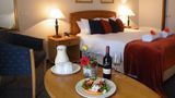 The Point Hotel & Spa Room