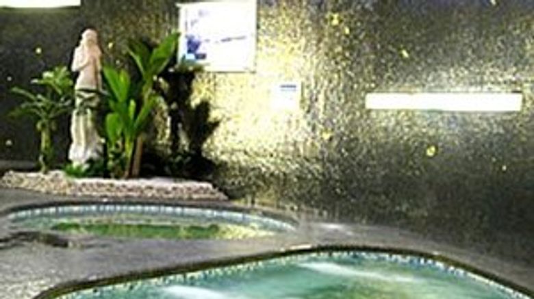 <b>Mercure Shanghai Royalton Spa</b>