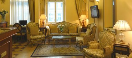 Raffaello Hotel Lobby