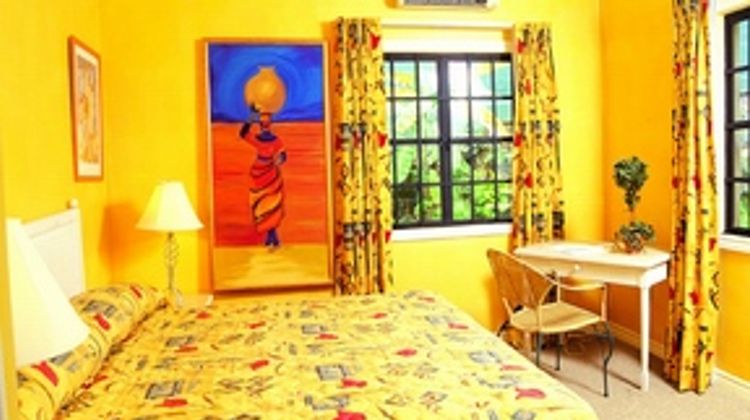 Coblentz Inn Boutique Hotel Room