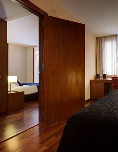 Acevi Villarroel Hotel