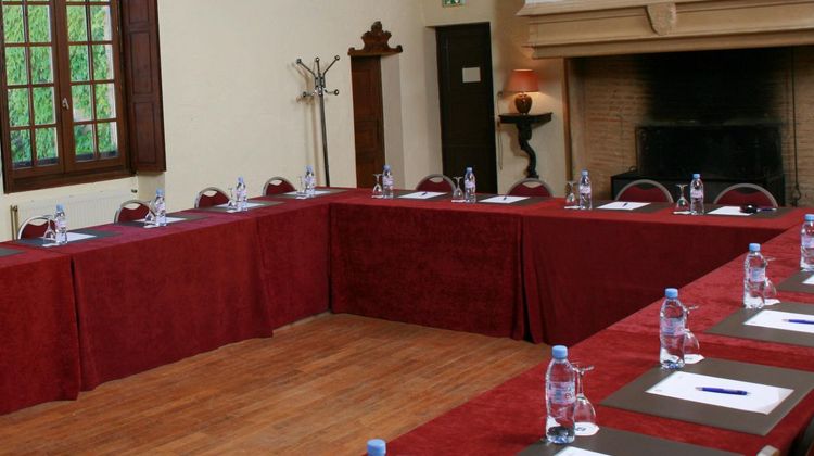 Le Domaine du Gouverneur Meeting