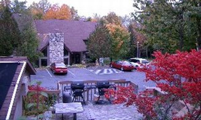 The Inn at Little Sister Hill Exterior