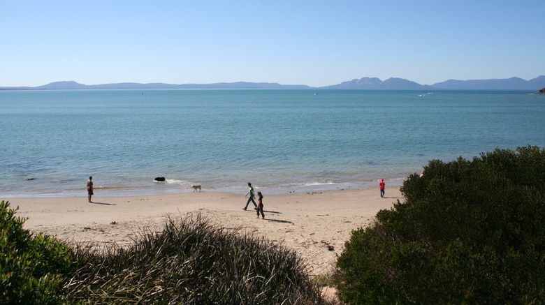 <b>Swansea Cottages Pool</b>