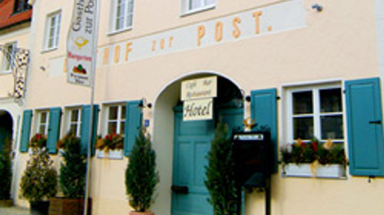 Hotel Post Exterior