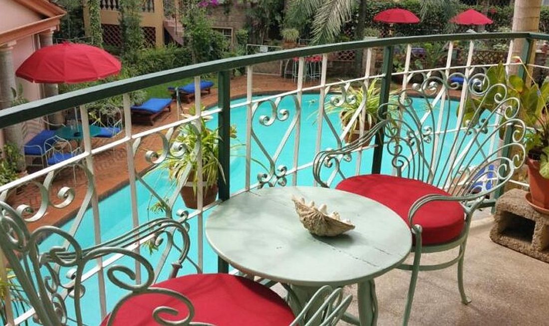 Woodmere Serviced Apartments Exterior