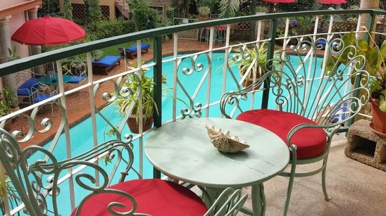 Woodmere Serviced Apartments Exterior