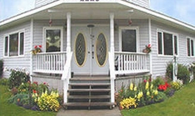 Mile Zero Bed & Breakfast Exterior