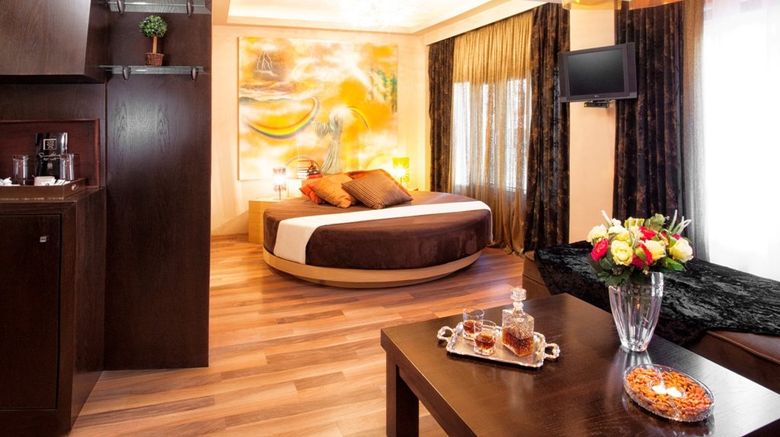 <b>Plaza Hotel Suite</b>