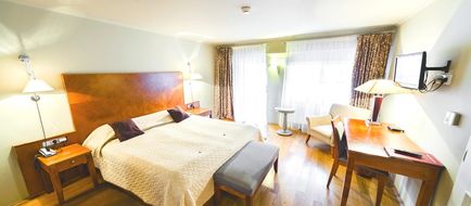 The Golden Wheel Room