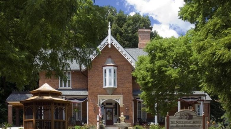 The Steamboat House B  and  B Exterior