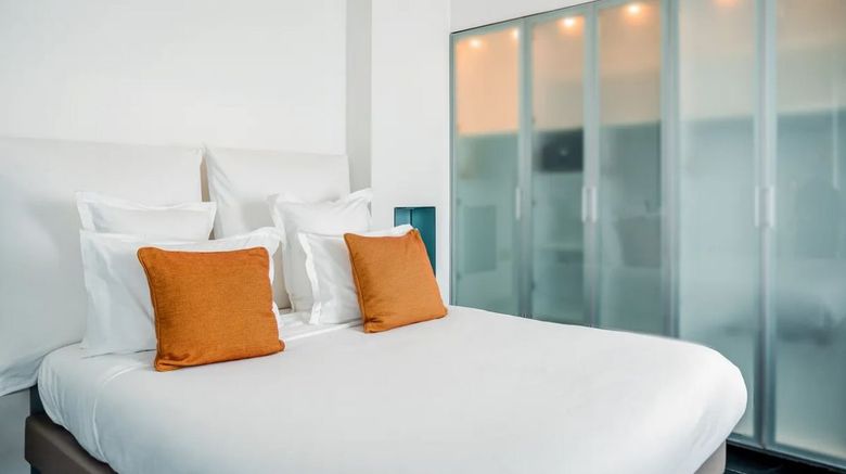 <b>1K Hotel Paris Room</b>
