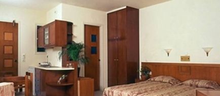 Mike Hotel & Apartments Room