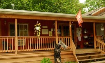 Valley Brook Inn & Cottages