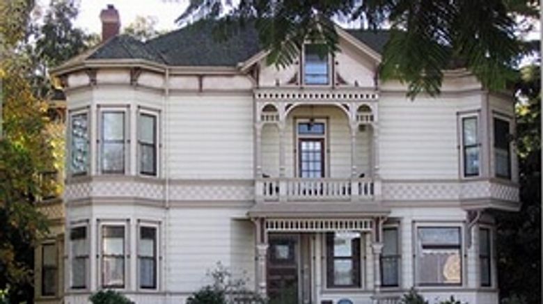 Hinds Victorian Guest House Exterior