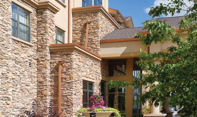 ClubHouse Hotel & Suites Sioux Falls Exterior