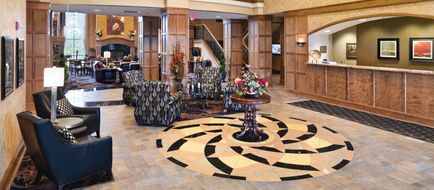 ClubHouse Hotel & Suites Sioux Falls Lobby