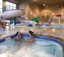 ClubHouse Hotel & Suites Sioux Falls Pool