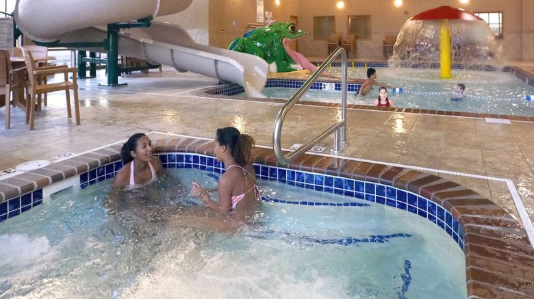 <b>ClubHouse Hotel & Suites Sioux Falls Pool</b> <b>ClubHouse Hotel & Suites Sioux Falls Pool</b>