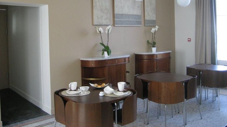 <b>The Originals Boutique Hotel Victoria Restaurant</b>