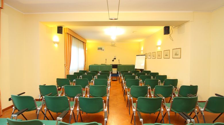 <b>Hotel Del Lago Piediluco Meeting</b>