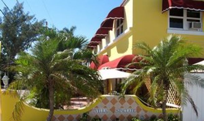 Villa Sinclair Beach Suites & Spa Exterior