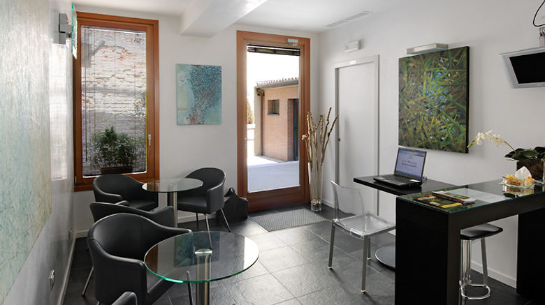 <b>Ca' Pozzo Inn Lobby</b>