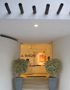 El Hotelito