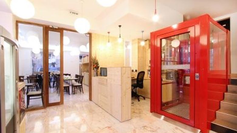 <b>Hotel Hermes Lobby</b>