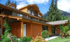 Bella Coola Mountain Lodge