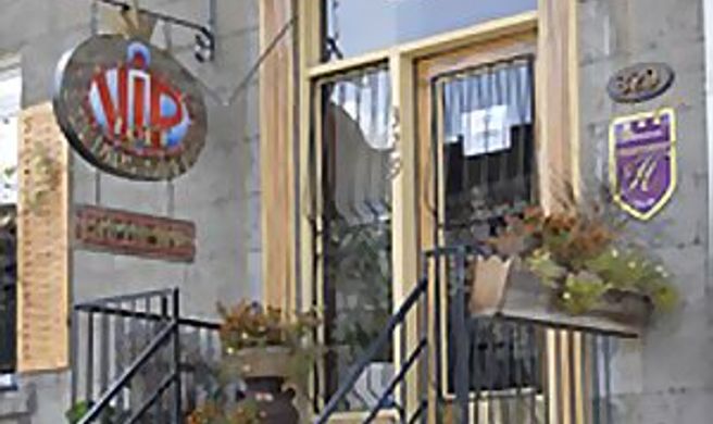 Le Jazz St Denis Exterior