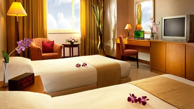 <b>Windsor Plaza Hotel Room</b> <b>Windsor Plaza Hotel Room</b>