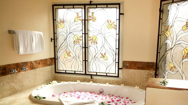 <b>Villa del Palmar Flamingos Suite</b> <b>Villa del Palmar Flamingos Suite</b>