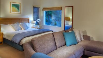 Awaroa Lodge